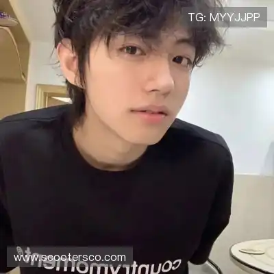 陆梁鸿